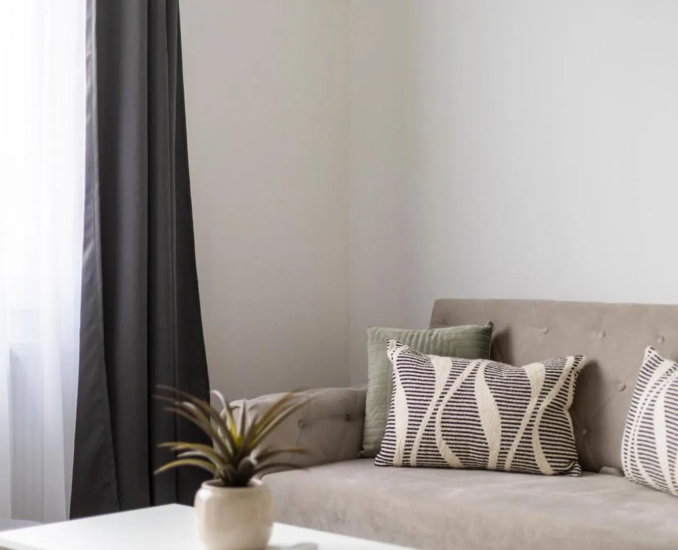 Luxy Central Spacious & Cozy Residence With Balcony Budapest Apartment